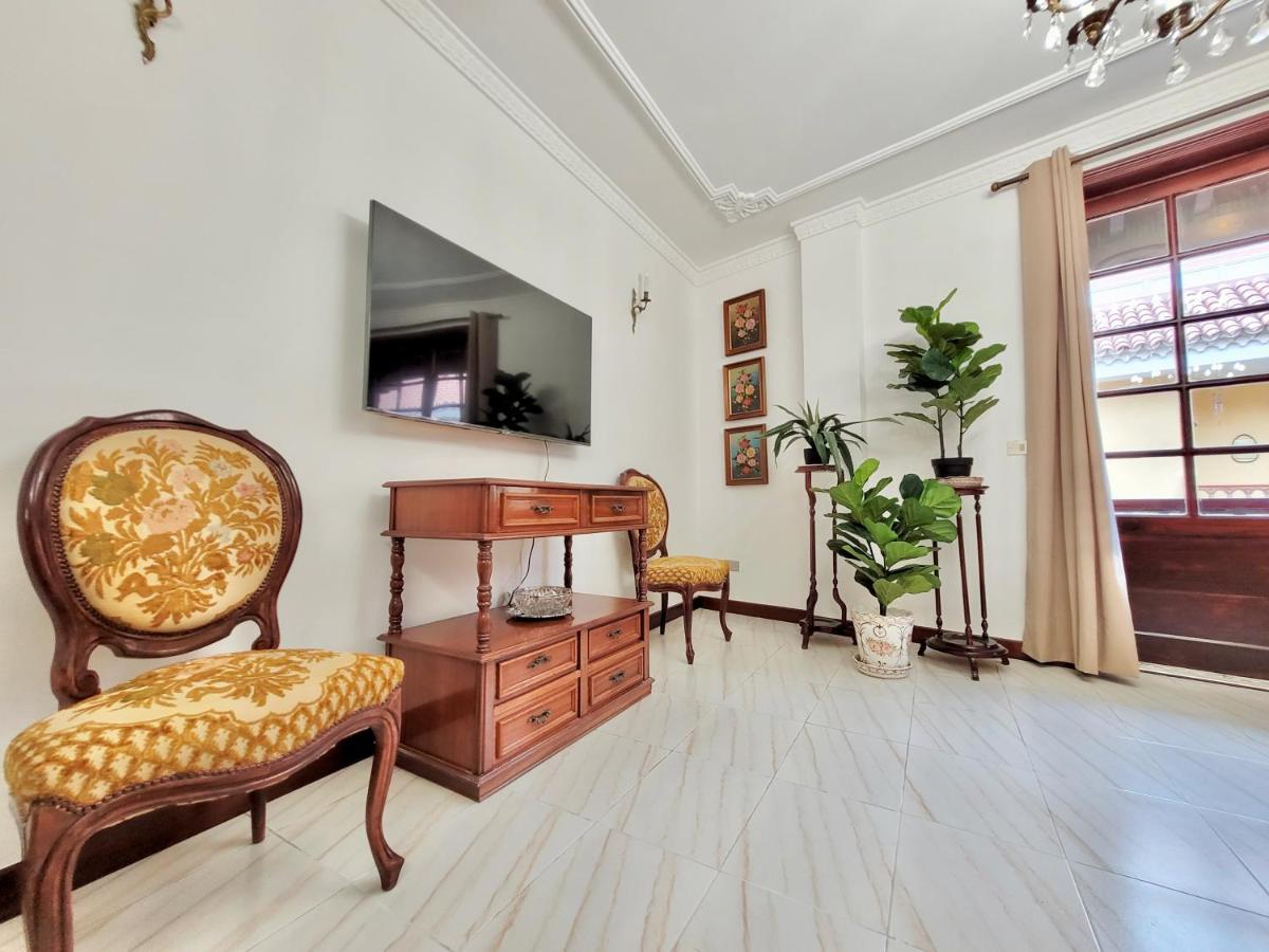 شقة The Balcony House With Free Parking بويرتو ذي لا كروز المظهر الخارجي الصورة