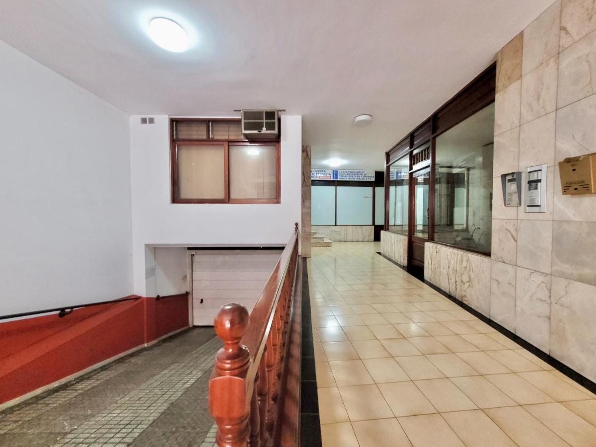 شقة The Balcony House With Free Parking بويرتو ذي لا كروز المظهر الخارجي الصورة